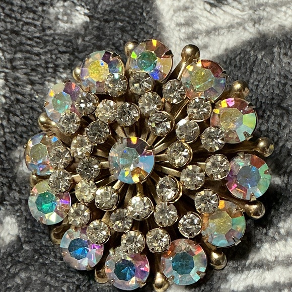 Kandell & Marcus Elegant Aurora Borealis Crystal Brooch - Picture 4 of 5